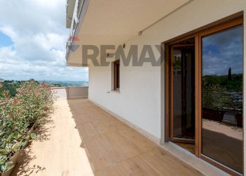 Terrazza - Three-room apartment via Ischia
 
46, Monterotondo - photo 9