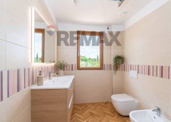 Bagno - Three-room apartment via Ischia
 
46, Monterotondo - photo 13
