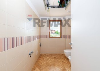 Bagno - Three-room apartment via Ischia
 
46, Monterotondo - photo 15