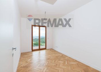 Stanza vuota - Three-room apartment via Ischia
 
46, Monterotondo - photo 23