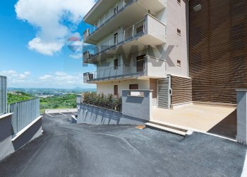 Edificio all\'aperto - Three-room apartment via Ischia
 
46, Monterotondo - photo 35