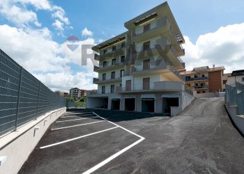 Edificio all\'aperto - Three-room apartment via Ischia
 
46, Monterotondo - photo 36