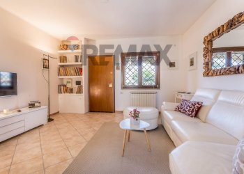 Soggiorno - Semi-detached house Viale Di Castel Porziano
334, Roma - photo 13