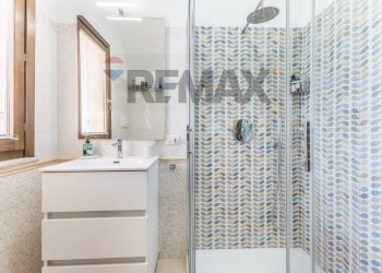 Bagno - Semi-detached house Viale Di Castel Porziano
334, Roma - photo 17