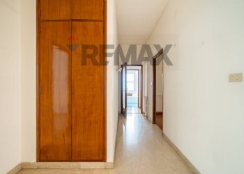 Hall / corridoio - Apartment Via Simone Cuccia
1, Palermo - photo 24