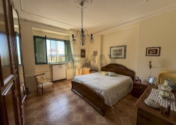 Camera / camera da letto - Semi-detached house vico matera, Grassano - photo 9