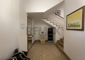 Hall / corridoio - Commercial Activity VIA CORTILE SAVA, Santeramo in Colle - photo 2
