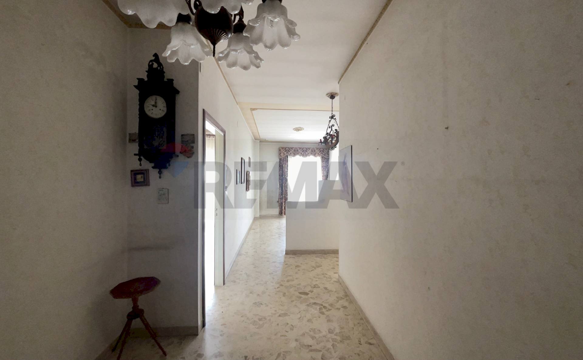 Hall / corridoio - Apartment Santeramo in Colle - photo 2