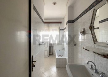 Bagno - Apartment Santeramo in Colle - photo 10