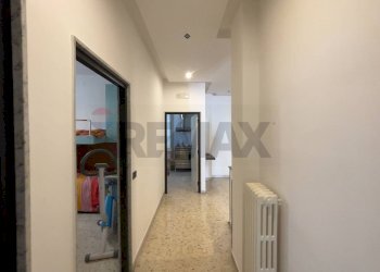 Hall / corridoio - Apartment Santeramo in Colle - photo 2