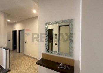 Hall / corridoio - Apartment Santeramo in Colle - photo 5