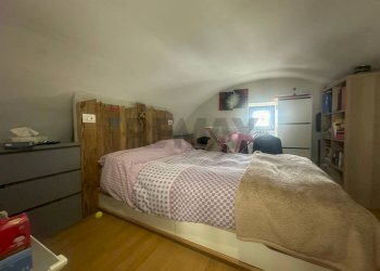 Camera / camera da letto - Trilocale calata filippo cassola
 
2, Ferrandina - foto 19
