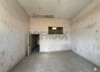 Stanza vuota - Semi-detached house via filzi, Grassano - photo 8