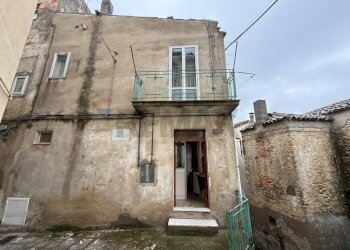 Casa all\'aperto - Casa semi indipendente via frascati
 
4, Tricarico - foto 2