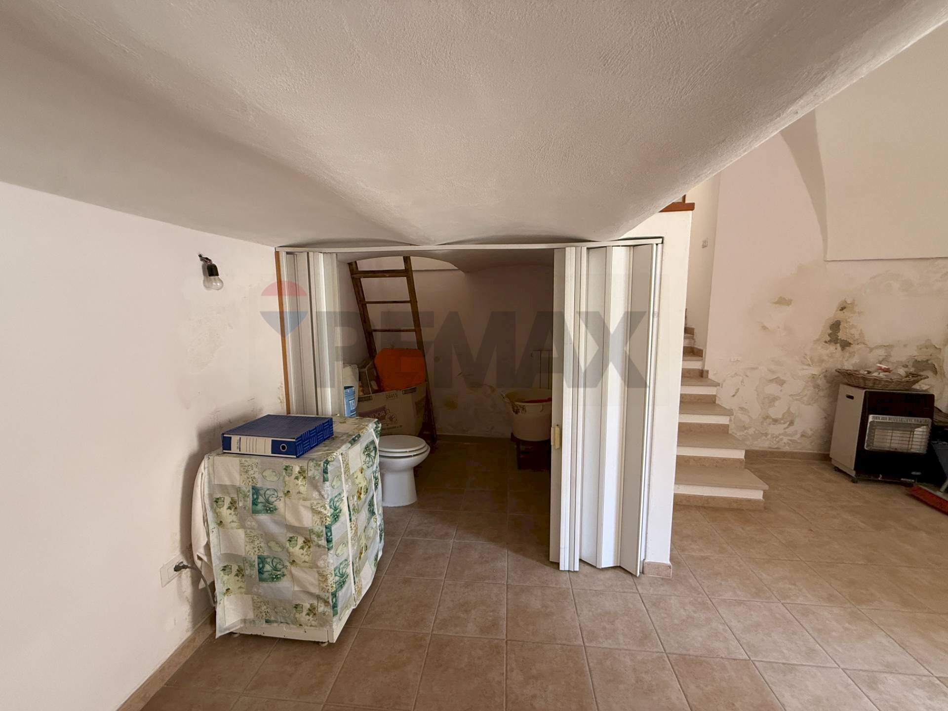Bagno - Casa semi indipendente vico primo monteoliveto
27, Grassano - foto 3