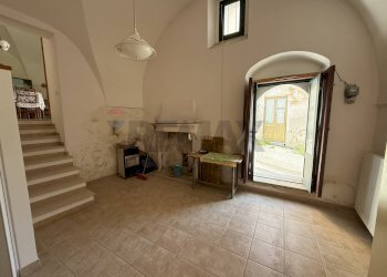 Stanza vuota - Semi-detached house vico primo monteoliveto
 
27, Grassano - photo 2
