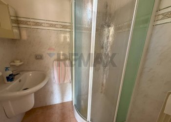 Bagno - Semi-detached house vico primo monteoliveto
 
27, Grassano - photo 14