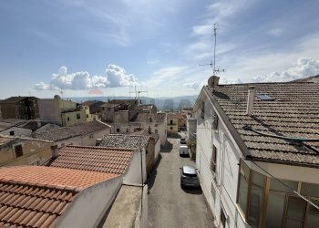 Edificio all\'aperto - Semi-detached house vico monteoliveto
 
25, Grassano - photo 15