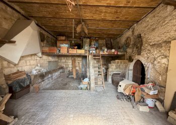 Dispensa di stoccaggio - Semi-detached house via meridionale, Grassano - photo 35