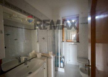 Bagno - Semi-detached house Santeramo in Colle - photo 14