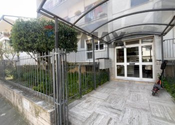 Terrazza - Four-room apartment Santeramo in Colle - photo 1
