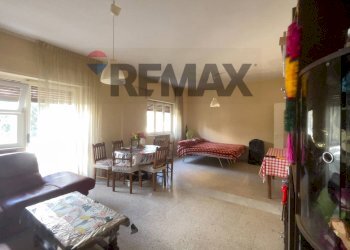 Sala da pranzo - Four-room apartment Santeramo in Colle - photo 5