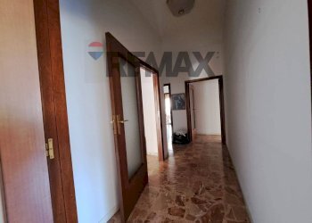 Hall / corridoio - Apartment Matera - photo 16