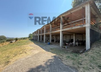 Casa all\'aperto - Rustic via strettolone, Grassano - photo 1