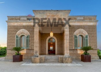 Edificio all\'aperto - Villa Mesagne - foto 49