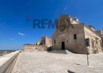 Edificio all\'aperto - Three-room apartment Matera - photo 2