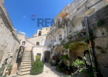 Edificio all\'aperto - Three-room apartment Matera - photo 3