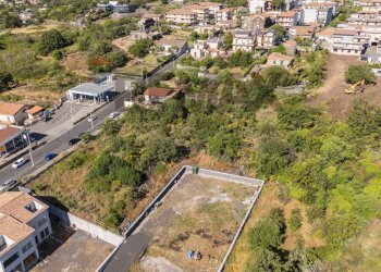 Posizione della mappa - Terreno edificabile Via Floridia
 
40, Aci Sant'Antonio - foto 9