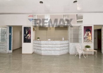 Ricezione / Lobby - Commercial Premises Viale Mario Rapisardi
308, Catania - photo 4
