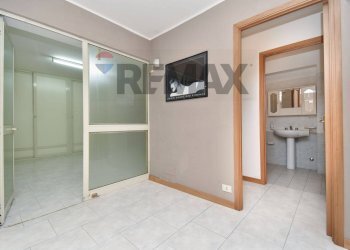 Hall / corridoio - Commercial Premises Viale Mario Rapisardi
308, Catania - photo 15