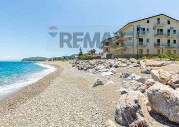 Vista dell\'acqua - Three-room apartment Via Papa Pio XII
 
3, Patti - photo 5
