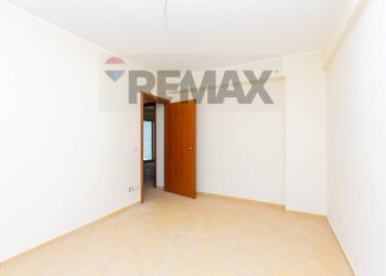 Stanza vuota - Three-room apartment Via Papa Pio XII
 
3, Patti - photo 36