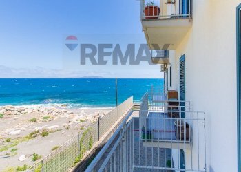 Vista dell\'acqua - Three-room apartment Via Papa Pio XII
 
3, Patti - photo 44
