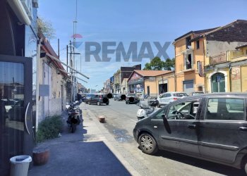 Edificio all\'aperto - Negozio Via Zia Lisa
 
177, Catania - foto 2