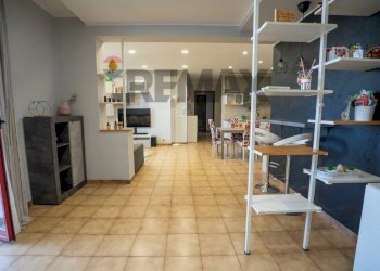 Soggiorno - Appartamento Viale Moncada
 
1, Catania - foto 4
