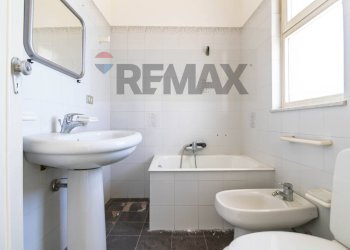 Bagno - Independent house Via Guglielmo Marconi
 
59, Sant'Alfio - photo 11