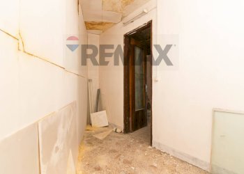 Hall / corridoio - Independent house Via Guglielmo Marconi
 
59, Sant'Alfio - photo 25