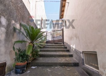 Scale - Independent house Via Guglielmo Marconi
 
59, Sant'Alfio - photo 31