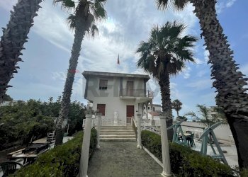 Casa all\'aperto - Villa Via Piemonte
 
10, Menfi - photo 1