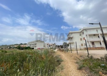Edificio all\'aperto - Villa Via Piemonte
 
10, Menfi - photo 7