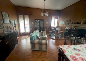Sala da pranzo - Villa Via Piemonte
 
10, Menfi - photo 46