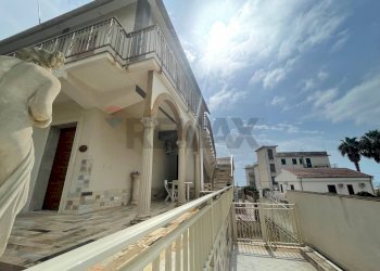 Balcone - Villa Via Piemonte
 
10, Menfi - photo 58