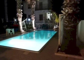 Piscina - Villa Via Piemonte
 
10, Menfi - photo 83