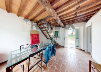 Sala da pranzo - Casa semi indipendente Via Dei Coltivatori
 
30, Viareggio - foto 6