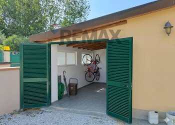 GARAGE 2 - Casa semi indipendente Via Dei Coltivatori
 
30, Viareggio - foto 19