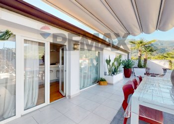 Terrazza - Villa Bifamiliare viale Oberdan
 
39, Camaiore - foto 6